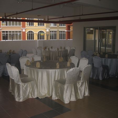Roof Garden Hotel Shah Alam Dış mekan fotoğraf